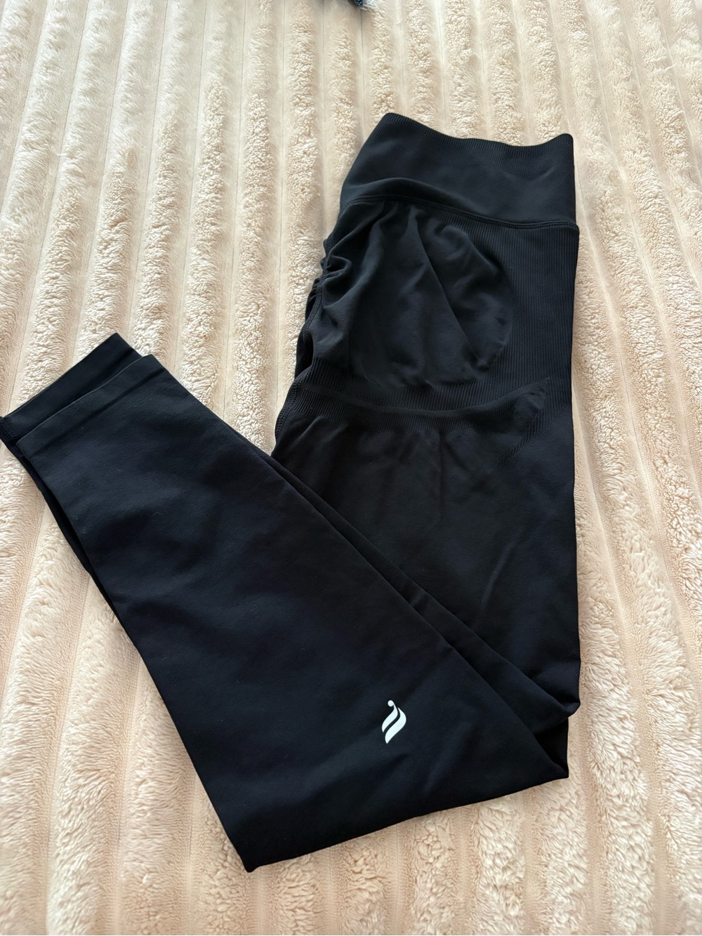 Fabletics black leggings